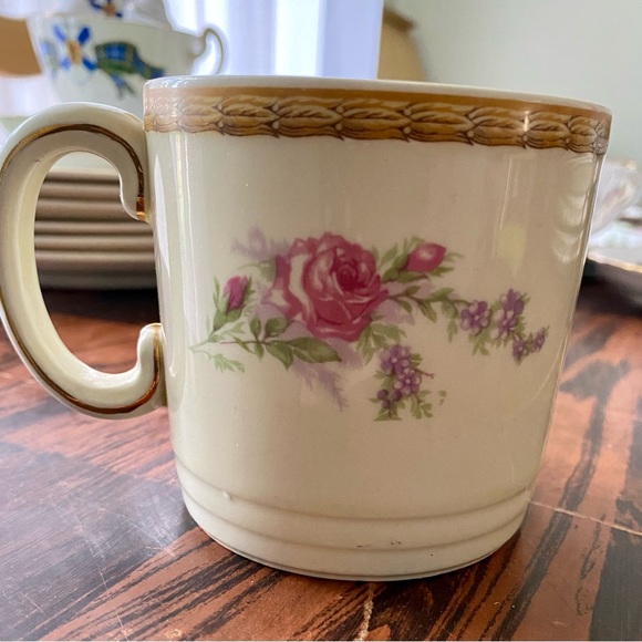 RARE!! Elizabeth and Margaret Rose teacup by W.H. Grindley & Co England - Picture 2 of 3